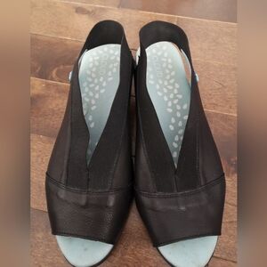 Cloud Black Leather Slingback Sandals Size EU 41